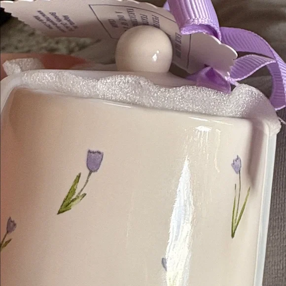 Rae Dunn Ceramic Sugar Bowl with Lid Artisan Collection - Picture 5 of 6